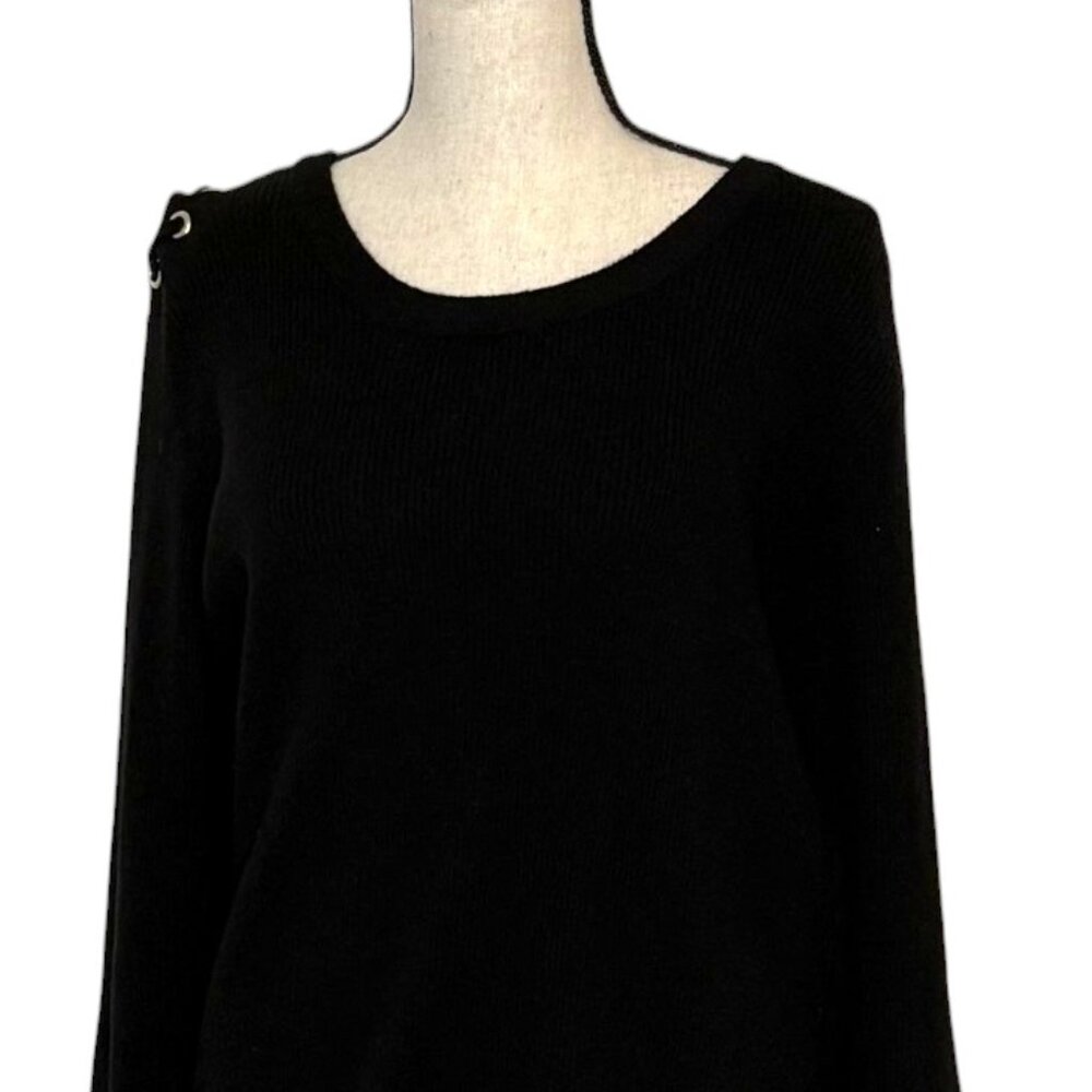 Torrid Sweater w/laced shoulders